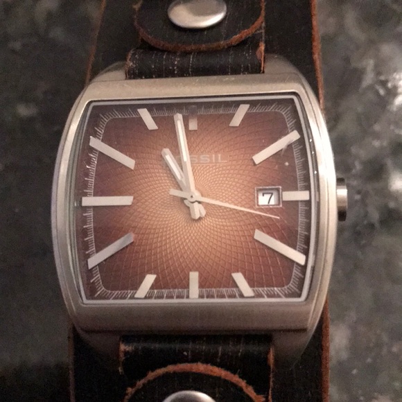 Fossil Watch - Picture 2 of 2